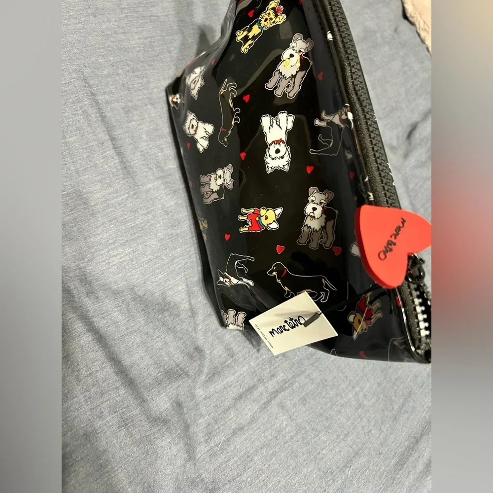 Marc Tetro stylish black